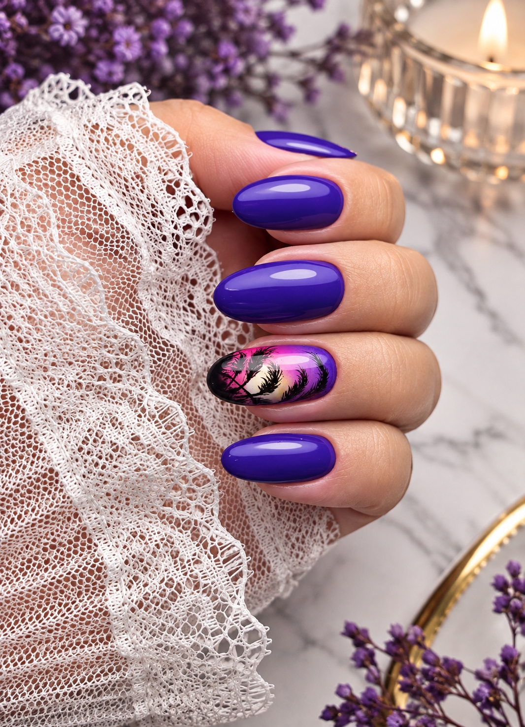 Fioletowy manicure z krajobrazowym NailArtem - zdjęcie 2