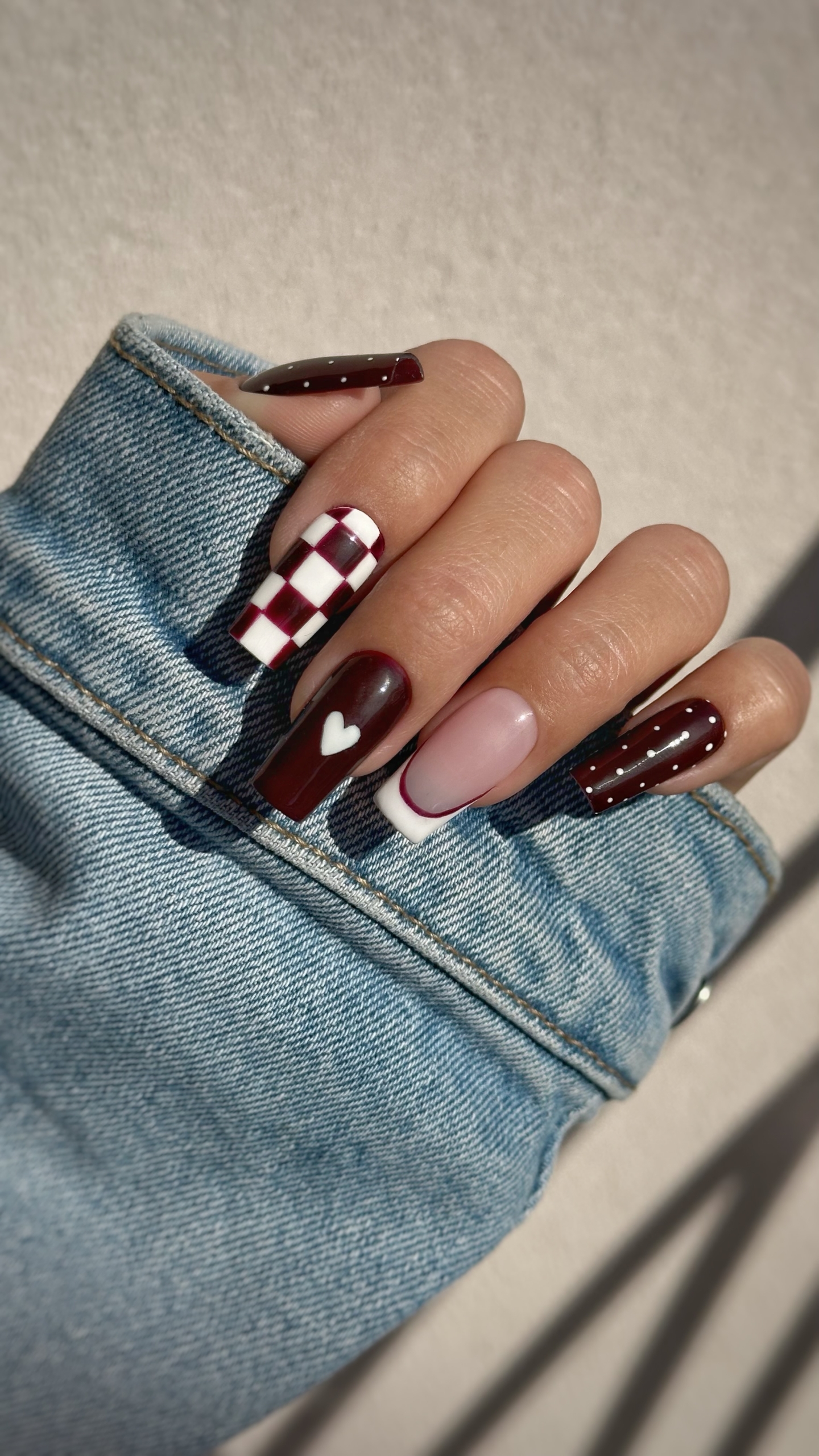 Jesienny NailArt w bordo, różu i bieli - zdjęcie 4
