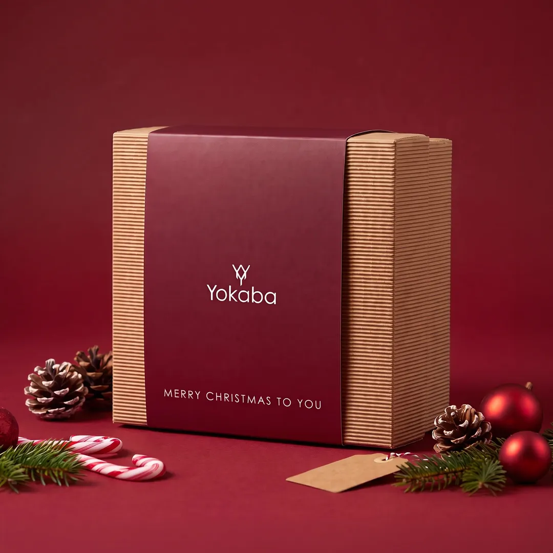 Świąteczne opakowanie prezentowe Yokaba Merry Christmas to You w kolorze bordo